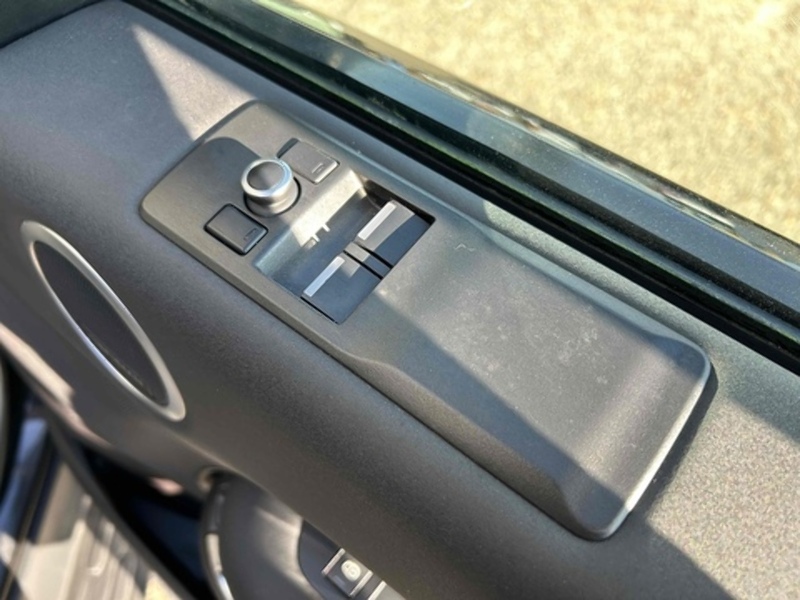 Land Rover SD4 HSE SUV 2.0 Automatic Diesel