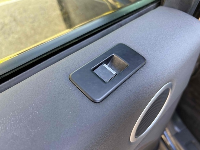 Land Rover SD4 HSE SUV 2.0 Automatic Diesel