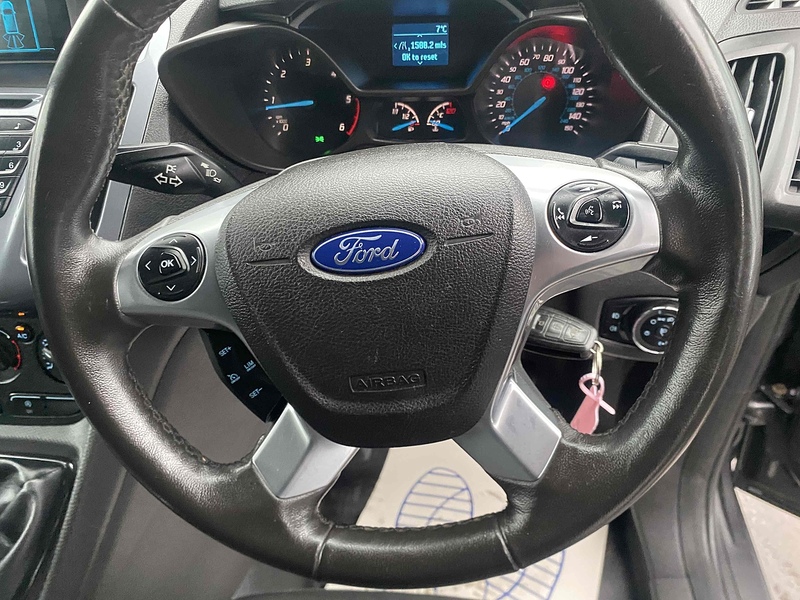 Ford 1.5 TDCi 240 Limited Panel Van 5dr Diesel Manual L2 H1 (119 g/km, 118 bhp)