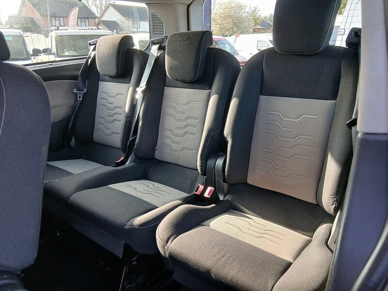 Ford 2.0 310 EcoBlue Titanium Minibus Double Cab 5dr Diesel Manual L2 Euro 6 (s/s) (130 ps)