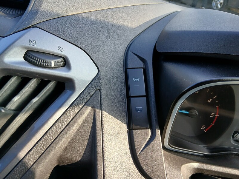 Ford 2.0 310 EcoBlue Titanium Minibus Double Cab 5dr Diesel Manual L2 Euro 6 (s/s) (130 ps)