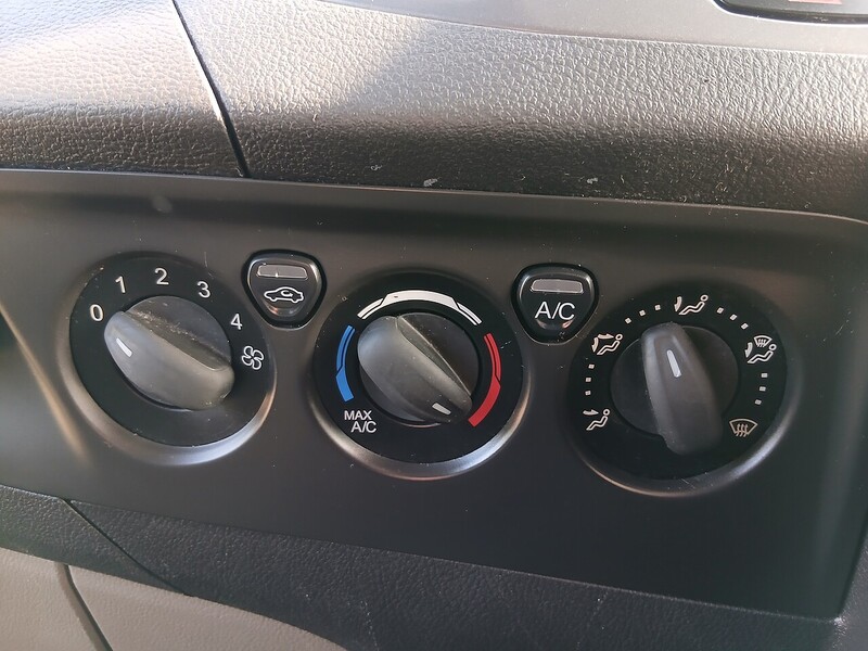 Ford 2.0 310 EcoBlue Titanium Minibus Double Cab 5dr Diesel Manual L2 Euro 6 (s/s) (130 ps)