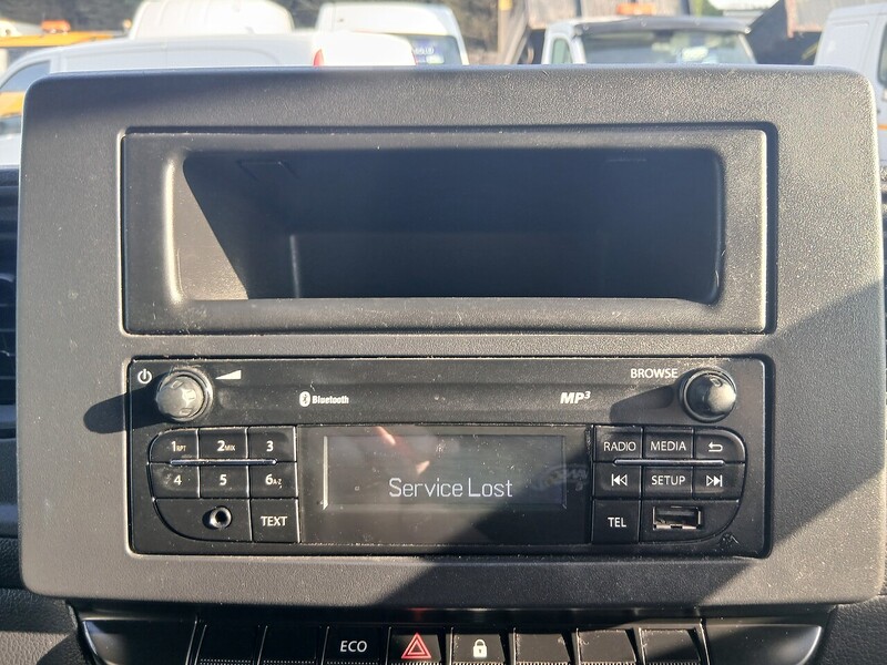 Renault ZE 31 33kWh Business Panel Van 4dr Electric Auto FWD MWB Medium Roof (i) (77 ps)