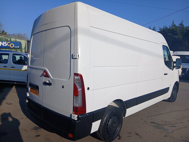 Renault ZE 31 33kWh Business Panel Van 4dr Electric Auto FWD MWB Medium Roof (i) (77 ps)