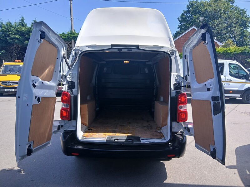 Vauxhall 1.5 Turbo D 2900 Dynamic Panel Van 6dr Diesel Manual L2 H1 Euro 6 (s/s) (100 ps)