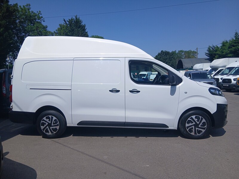 Vauxhall 1.5 Turbo D 2900 Dynamic Panel Van 6dr Diesel Manual L2 H1 Euro 6 (s/s) (100 ps)