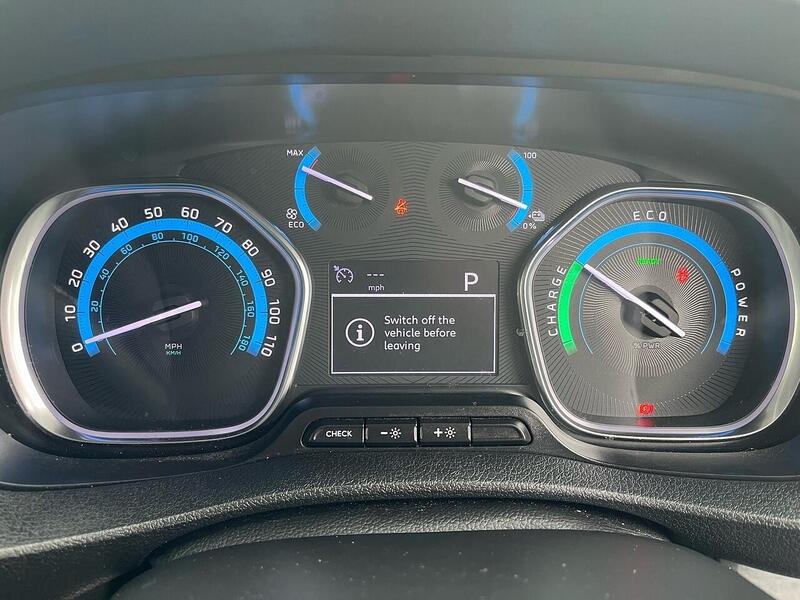 Peugeot e 1200 75kWh Professional Standard Panel Van 6dr Electric Auto MWB (136 ps)