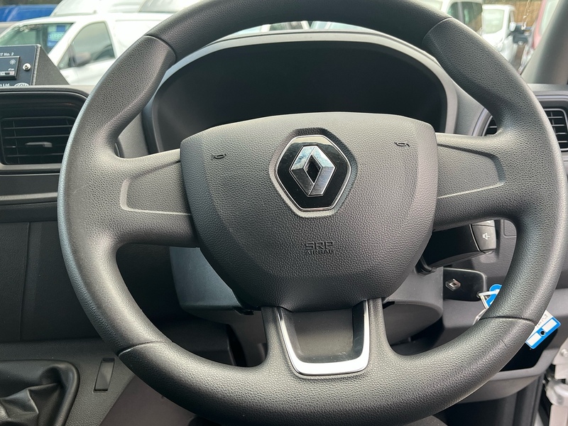 Renault dCi 35 Business Panel Van 2.3 Manual Diesel
