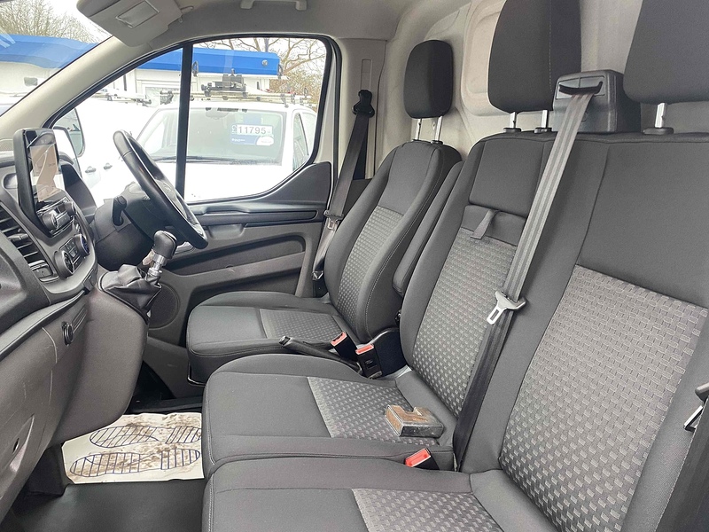 Ford 2.0 320 EcoBlue Trend Panel Van 5dr Diesel Manual L1 H1 Euro 6 (s/s) (130 ps)