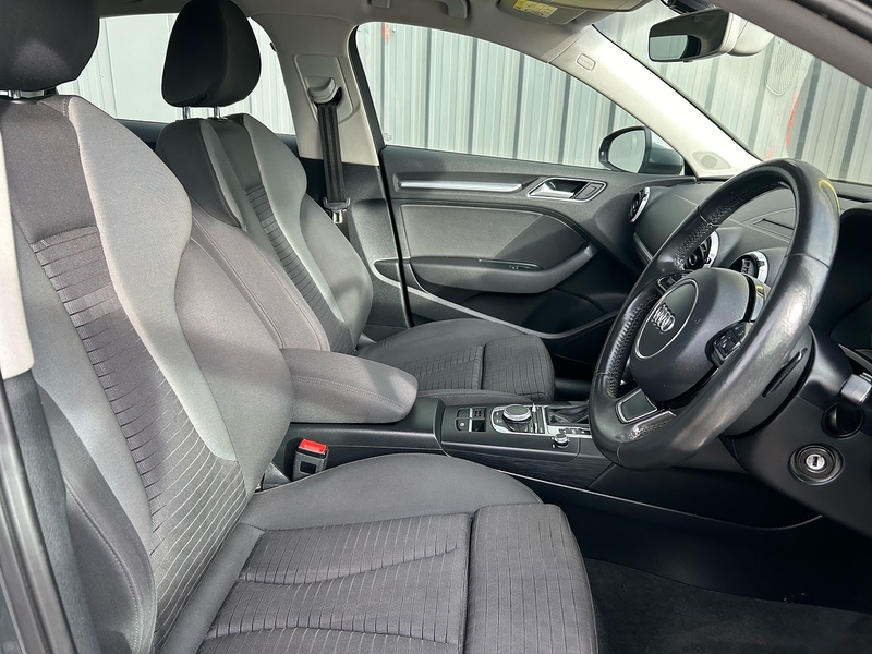 Audi 1.6 TDI Sport Saloon 4dr Diesel S Tronic Euro 6 (s/s) (Nav) (110 ps)