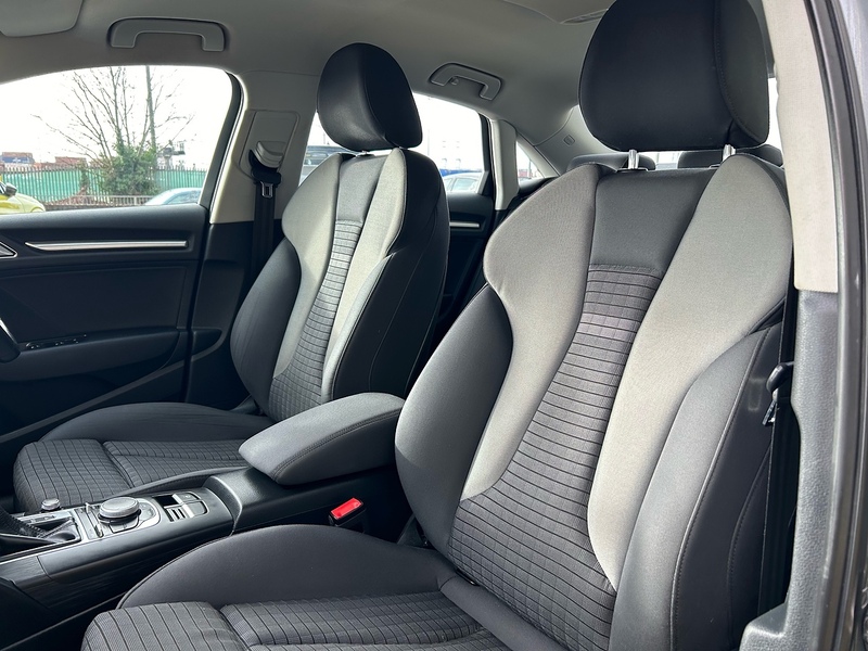 Audi 1.6 TDI Sport Saloon 4dr Diesel S Tronic Euro 6 (s/s) (Nav) (110 ps)