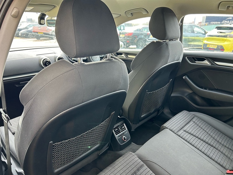 Audi 1.6 TDI Sport Saloon 4dr Diesel S Tronic Euro 6 (s/s) (Nav) (110 ps)