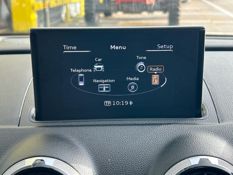 Audi 1.6 TDI Sport Saloon 4dr Diesel S Tronic Euro 6 (s/s) (Nav) (110 ps)