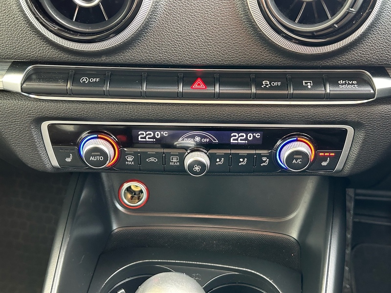 Audi 1.6 TDI Sport Saloon 4dr Diesel S Tronic Euro 6 (s/s) (Nav) (110 ps)