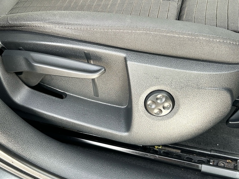 Audi 1.6 TDI Sport Saloon 4dr Diesel S Tronic Euro 6 (s/s) (Nav) (110 ps)