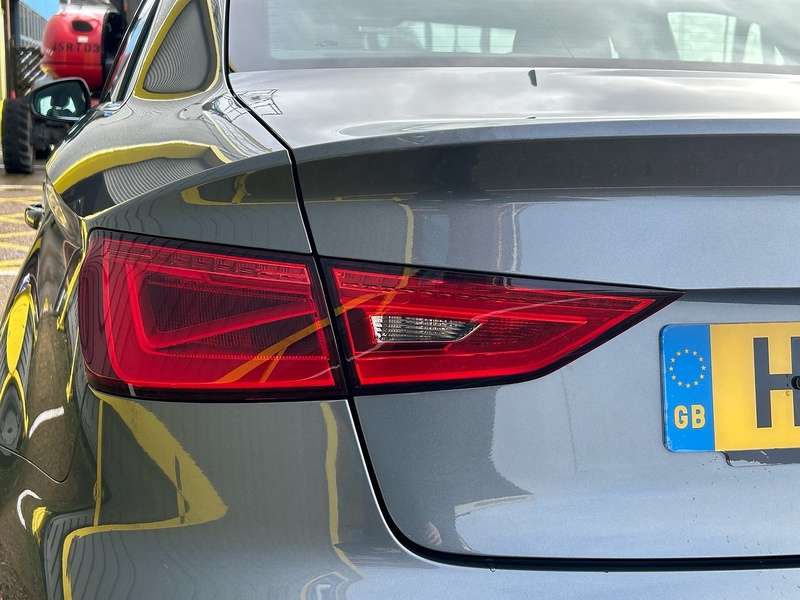 Audi 1.6 TDI Sport Saloon 4dr Diesel S Tronic Euro 6 (s/s) (Nav) (110 ps)