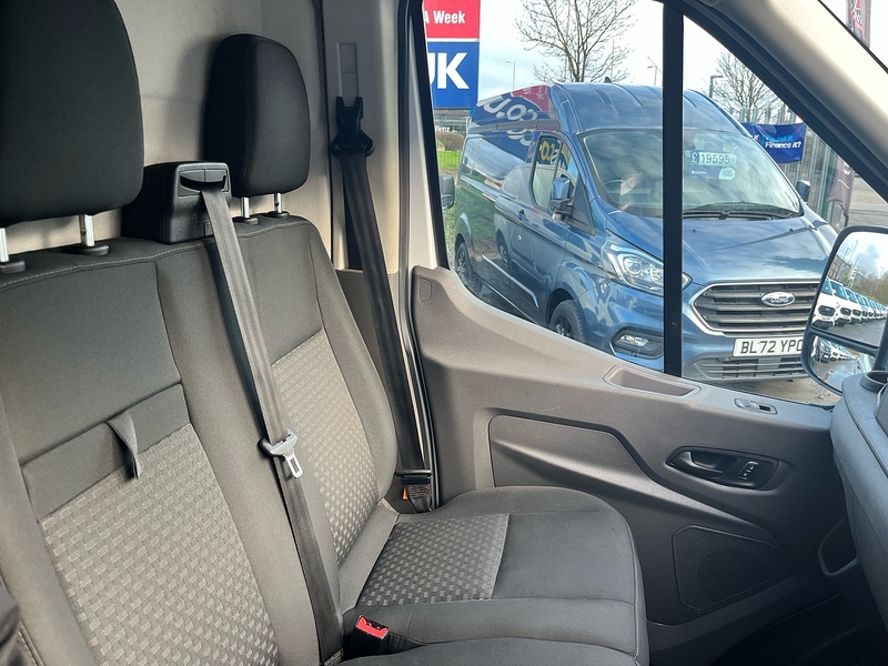 Ford 350 EcoBlue Trend Panel Van 2.0 Manual Diesel