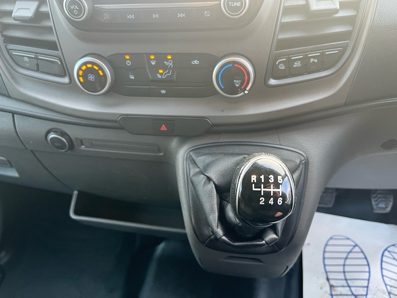 Ford 350 EcoBlue Trend Panel Van 2.0 Manual Diesel