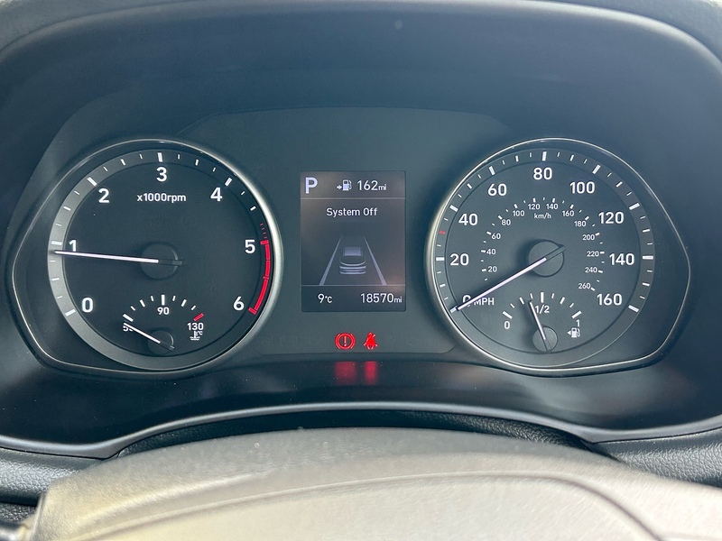 Hyundai CRDi SE Nav Hatchback 1.6 Automatic Diesel