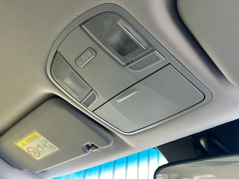 Hyundai CRDi SE Nav Hatchback 1.6 Automatic Diesel