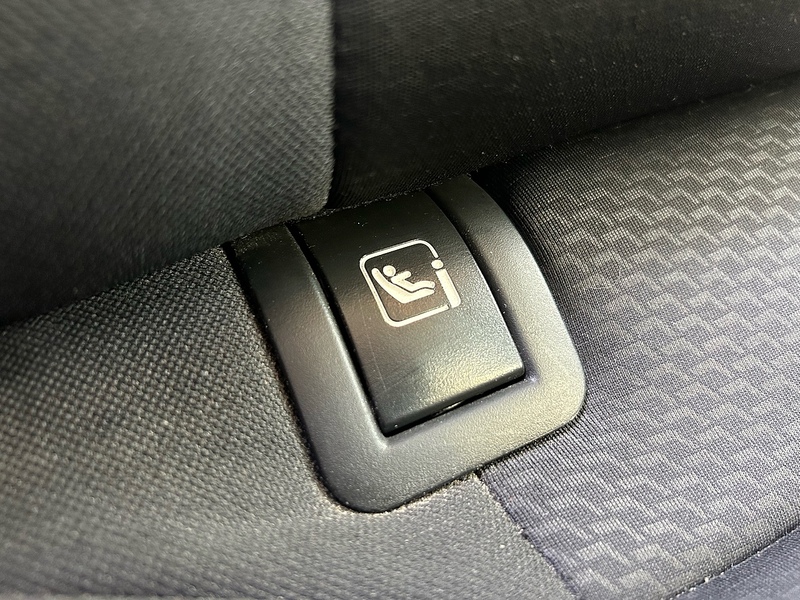 Hyundai CRDi SE Nav Hatchback 1.6 Automatic Diesel