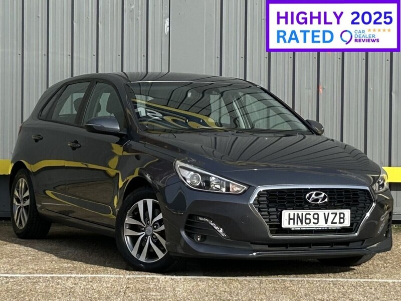 Hyundai CRDi SE Nav Hatchback 1.6 Automatic Diesel