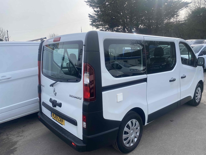 Renault dCi 27 Business Minibus 1.6 Manual Diesel