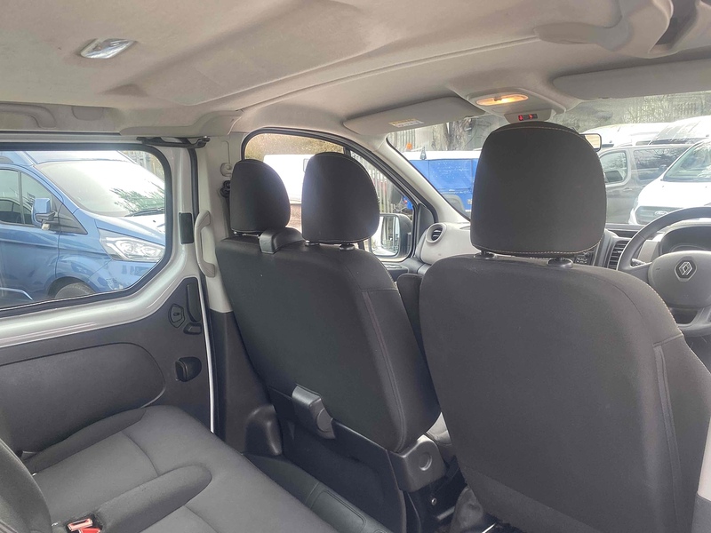 Renault dCi 27 Business Minibus 1.6 Manual Diesel