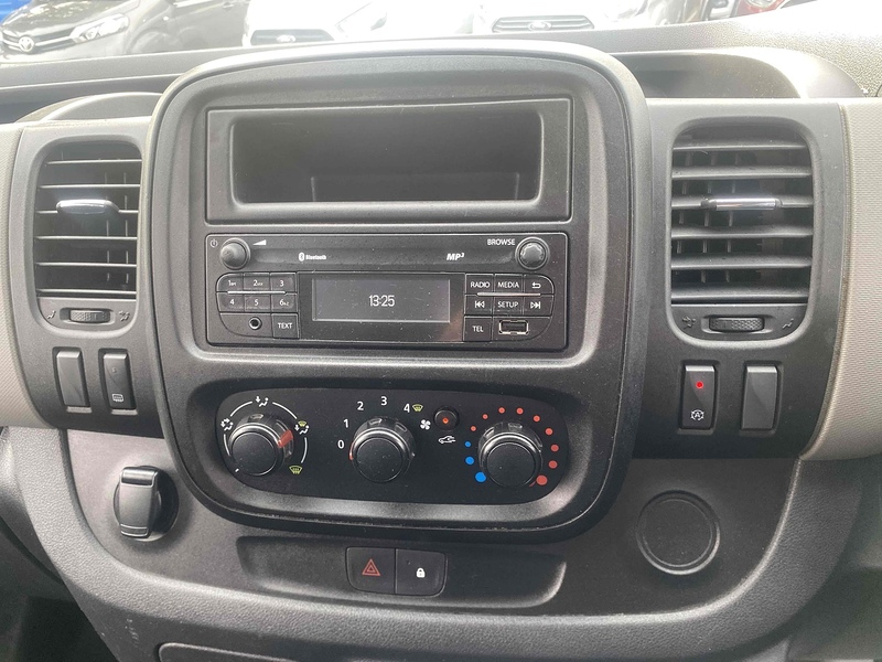 Renault dCi 27 Business Minibus 1.6 Manual Diesel