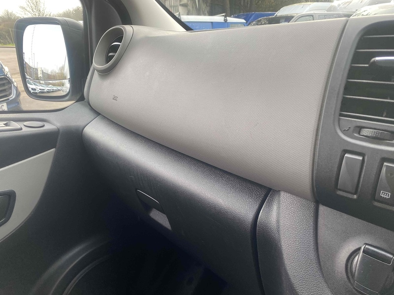 Renault dCi 27 Business Minibus 1.6 Manual Diesel