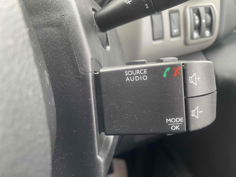 Renault dCi 27 Business Minibus 1.6 Manual Diesel