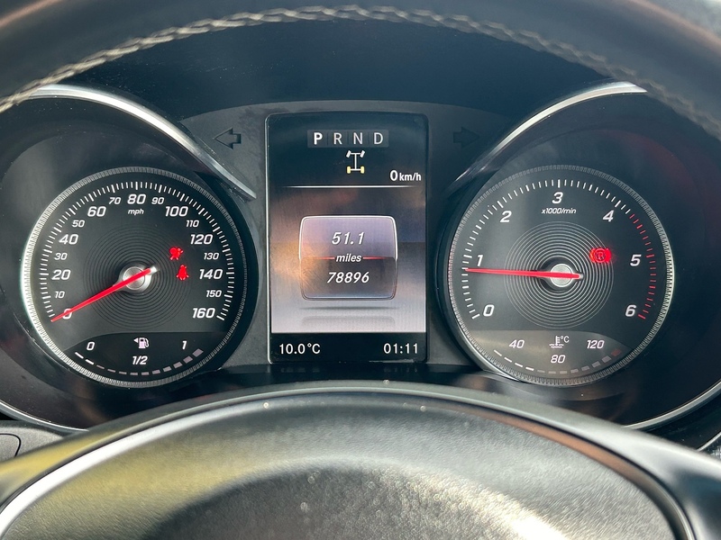 Mercedes-Benz CDI Progressive Pickup 2.3 Automatic Diesel