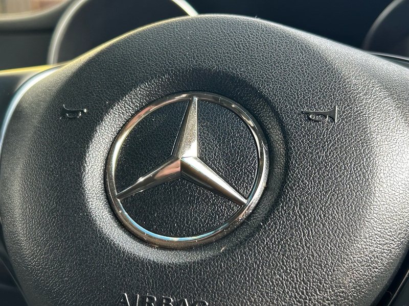 Mercedes-Benz CDI Progressive Pickup 2.3 Automatic Diesel