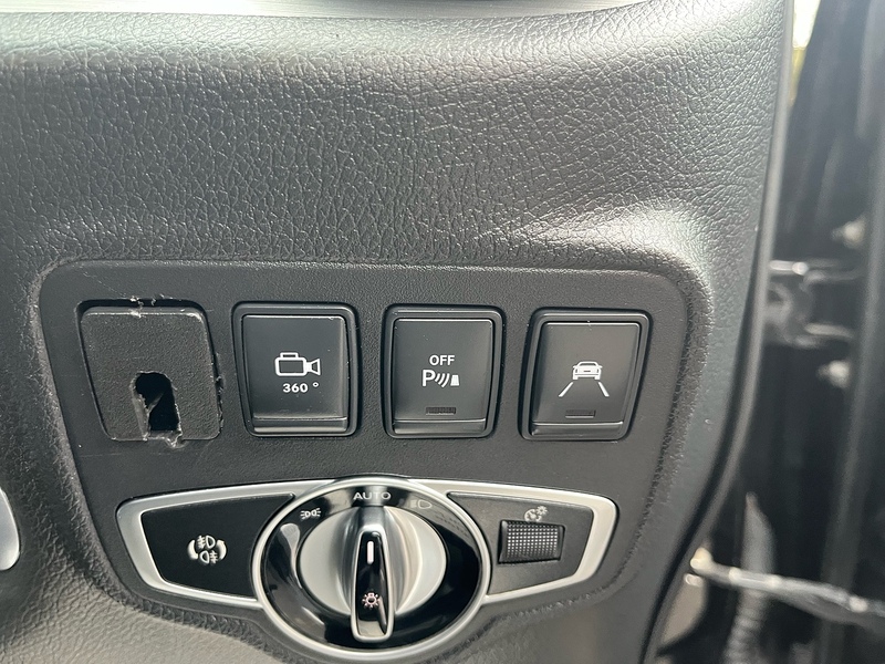 Mercedes-Benz 3.0 CDI V6 Power Pickup Double Cab 4dr Diesel G-Tronic+ 4MATIC Euro 6 (258 ps)