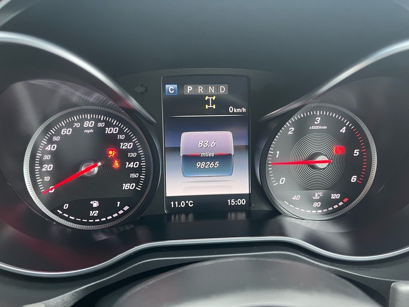 Mercedes-Benz 3.0 CDI V6 Power Pickup Double Cab 4dr Diesel G-Tronic+ 4MATIC Euro 6 (258 ps)