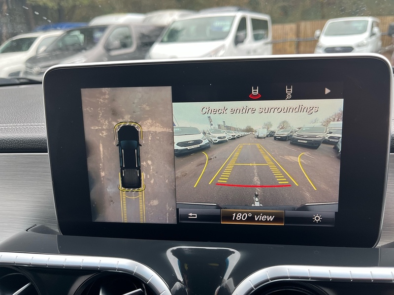 Mercedes-Benz 3.0 CDI V6 Power Pickup Double Cab 4dr Diesel G-Tronic+ 4MATIC Euro 6 (258 ps)