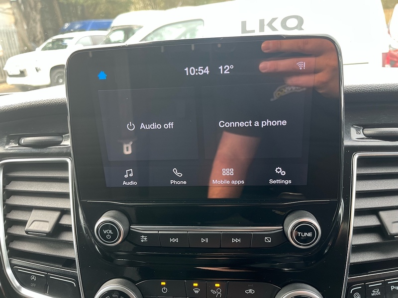 Ford 2.0 300 EcoBlue Limited Panel Van 5dr Diesel Manual L2 H1 Euro 6 (s/s) (130 ps)