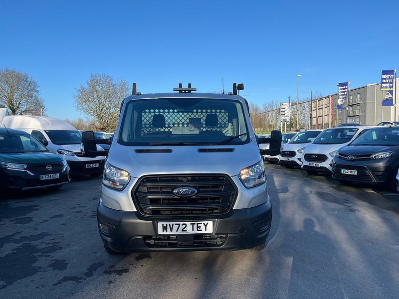 Ford 2.0 350 EcoBlue HD Leader Chassis Cab 2dr Diesel Manual RWD L4 Euro 6 (s/s) (DRW) (130 ps)