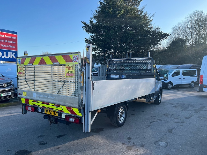 Ford 2.0 350 EcoBlue HD Leader Chassis Cab 2dr Diesel Manual RWD L4 Euro 6 (s/s) (DRW) (130 ps)