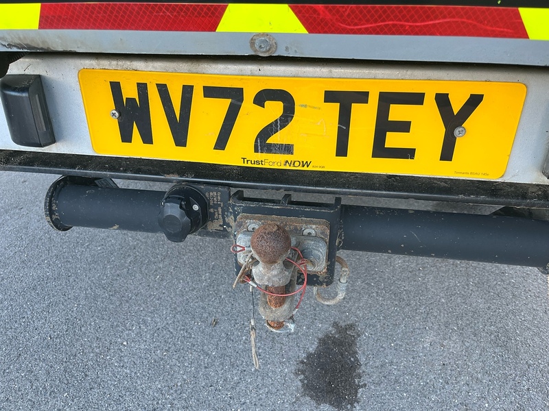 Ford 2.0 350 EcoBlue HD Leader Chassis Cab 2dr Diesel Manual RWD L4 Euro 6 (s/s) (DRW) (130 ps)