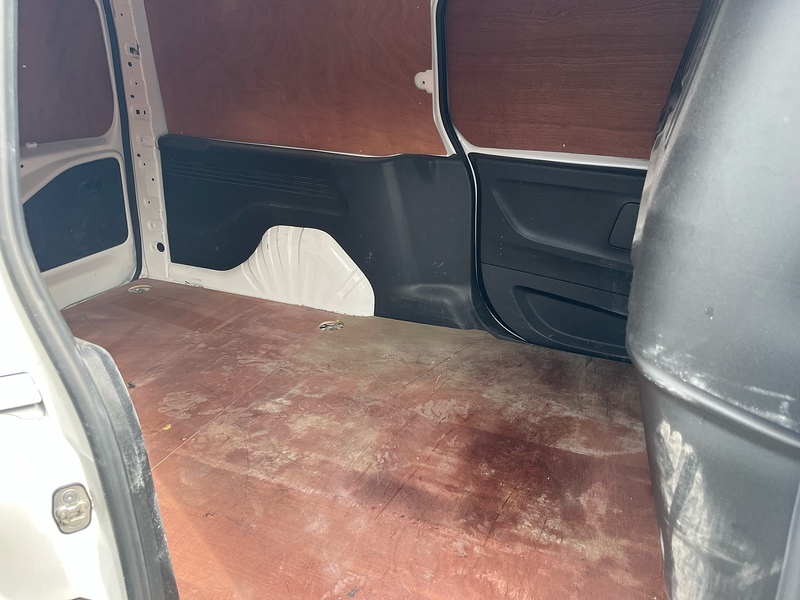 Vauxhall 1.5 Turbo D 2300 Sportive Panel Van 4dr Diesel Manual L2 H1 Euro 6 (s/s) (100 ps)