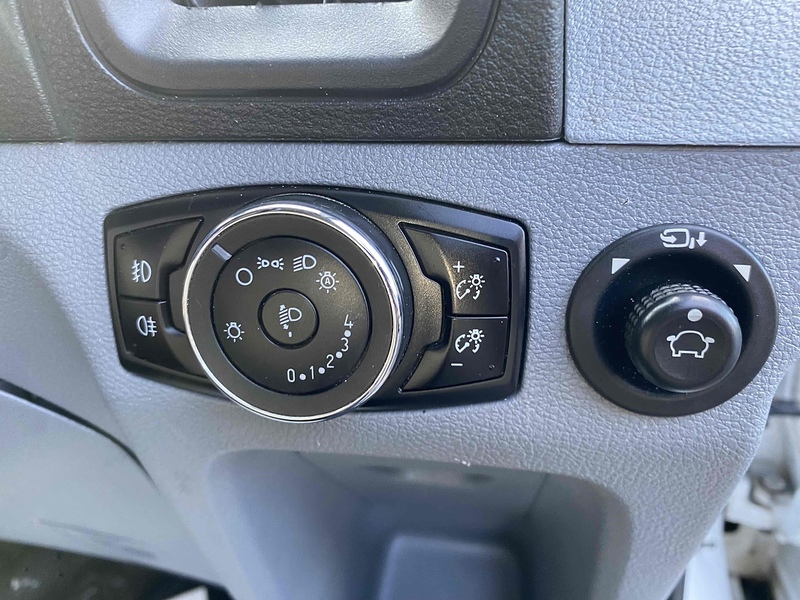 Ford 2.0 350 EcoBlue Panel Van 5dr Diesel Manual RWD L4 H3 Euro 6 (170 ps)