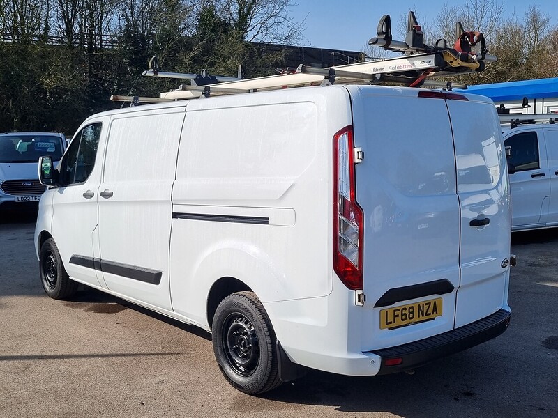 Ford 2.0 300 EcoBlue Trend Panel Van 5dr Diesel Manual L2 H1 Euro 6 (105 ps)