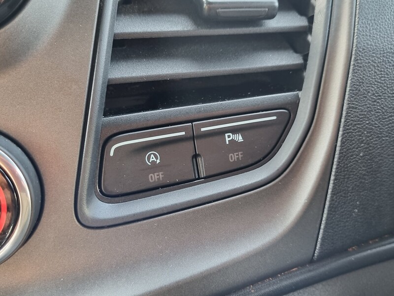 Ford 2.0 300 EcoBlue Trend Panel Van 5dr Diesel Manual L2 H1 Euro 6 (105 ps)