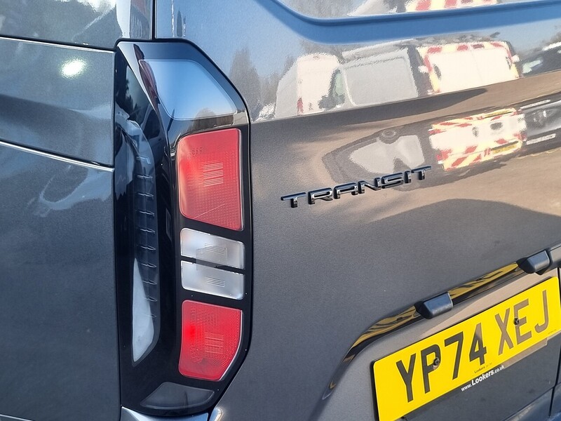 Ford 2.0 280 EcoBlue Limited Panel Van 5dr Diesel Manual L2 H1 Euro 6 (s/s) (136 ps)