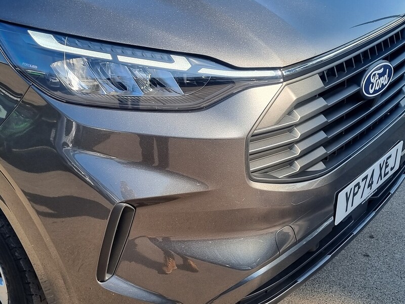 Ford 2.0 280 EcoBlue Limited Panel Van 5dr Diesel Manual L2 H1 Euro 6 (s/s) (136 ps)