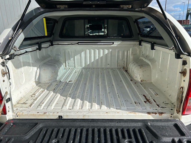 Toyota 2.4 D-4D Icon Pickup Double Cab 4dr Diesel Manual 4WD Euro 6 (s/s) (150 ps)