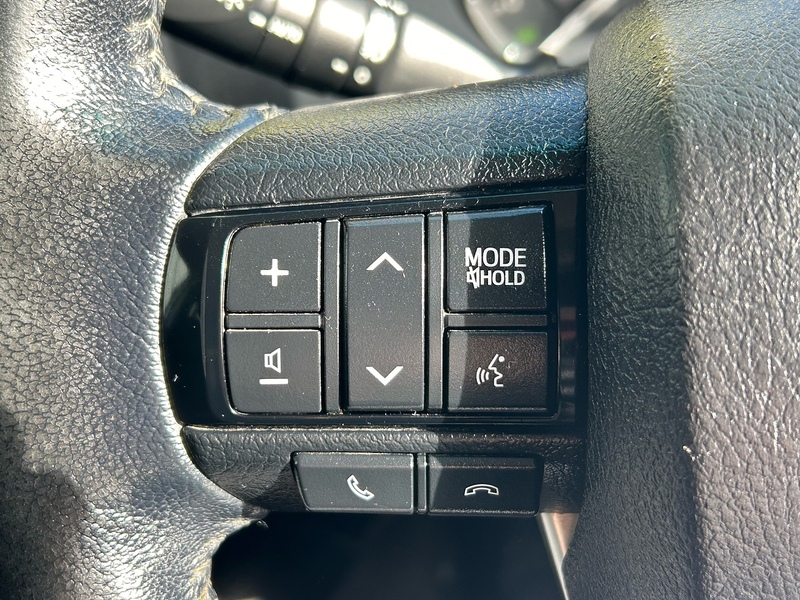 Toyota 2.4 D-4D Icon Pickup Double Cab 4dr Diesel Manual 4WD Euro 6 (s/s) (150 ps)