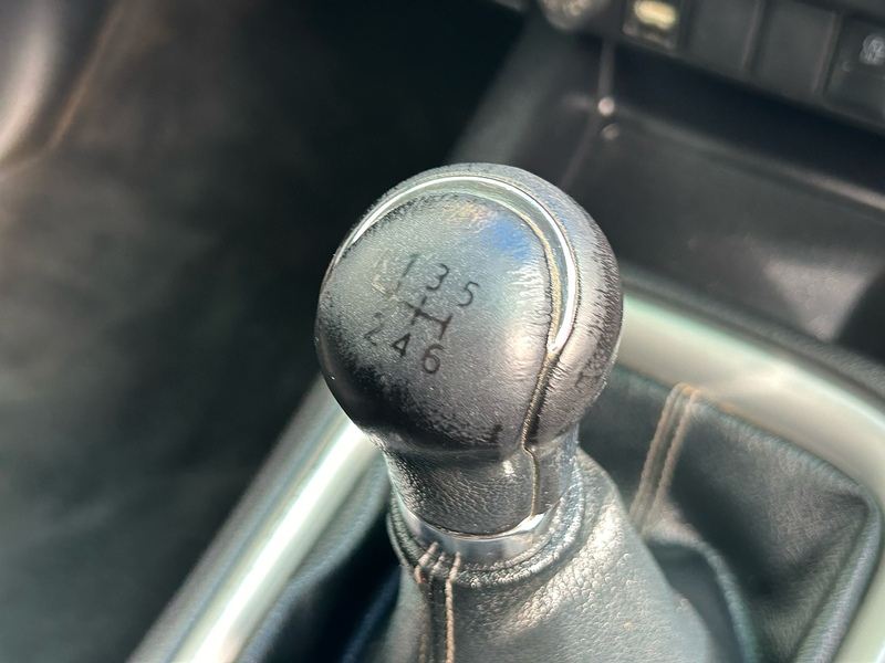 Toyota 2.4 D-4D Icon Pickup Double Cab 4dr Diesel Manual 4WD Euro 6 (s/s) (150 ps)