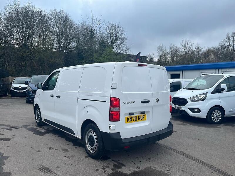 Vauxhall 1.5 Turbo D 2700 Edition Panel Van 5dr Diesel Manual L1 H1 Euro 6 (s/s) (100 ps) 1.5 5dr Panel Van Manual Diesel
